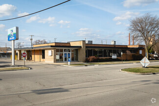 More details for 440 Superior St, Rossford, OH - Retail for Rent