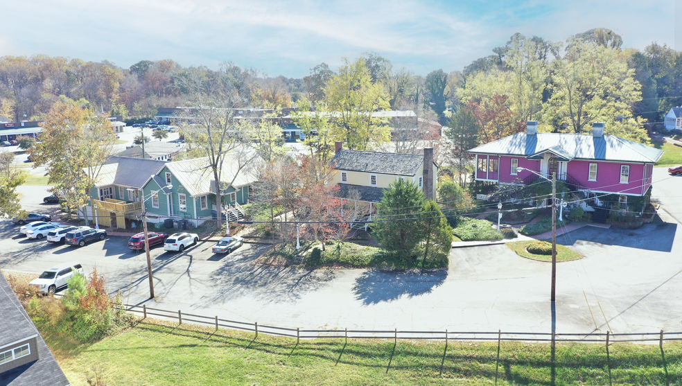 720 W Main St, Jamestown, NC for sale - Building Photo - Image 1 of 14