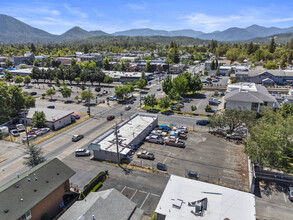 200-204 NW 4th St, Grants Pass, OR - aerial  map view - Image1