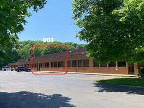 903 Armstrong St, Algonquin, IL for rent Building Photo- Image 1 of 3