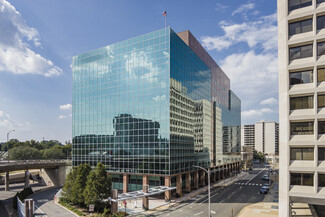 More details for 2550 S Clark St, Arlington, VA - Office for Rent