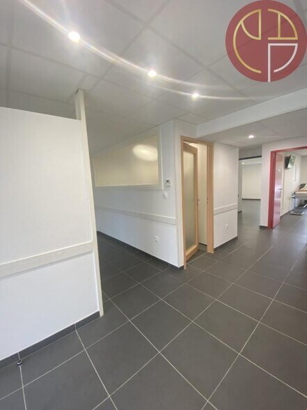 Office in Saint-Orens-de-Gameville for sale - Interior Photo - Image 2 of 7