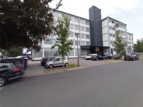 Princess Margaret Rd, Tilbury to rent Building Photo- Image 2 of 2