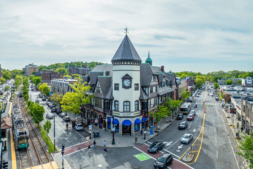 1330-1354 Beacon St, Brookline, MA for rent - Primary Photo - Image 1 of 9