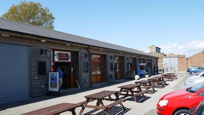 More details for Burmarsh Rd, Romney Marsh - Retail to Rent