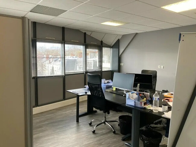 Vente Bureaux 77 m²