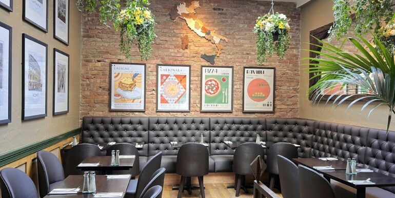 148 Regents Park Rd, London to rent Interior Photo- Image 1 of 3