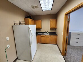 3212 14th Ave S, Fargo, ND to rent Building Photo- Image 2 of 7