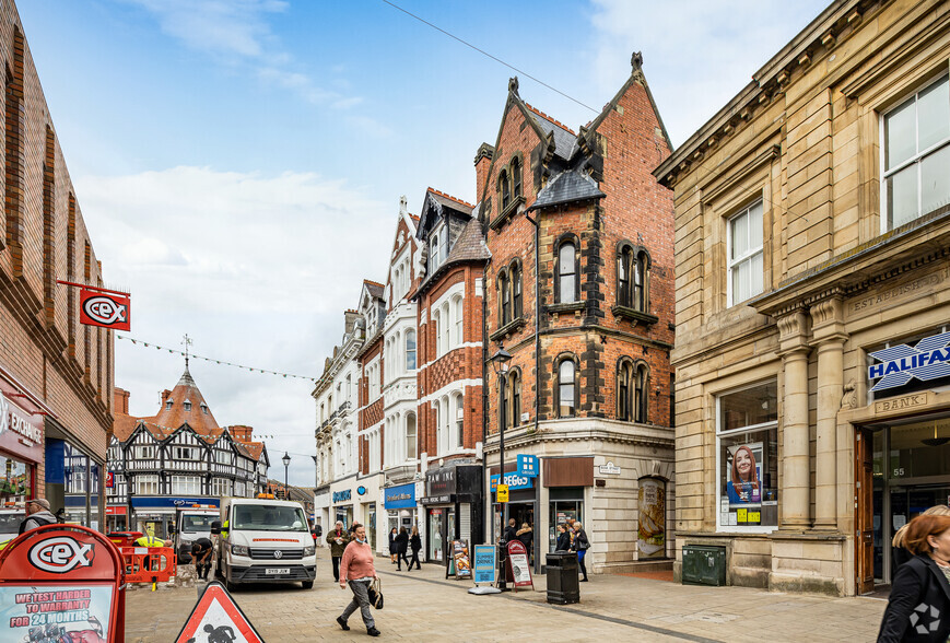 54 Hope St, Wrexham for rent - Building Photo - Image 2 of 5