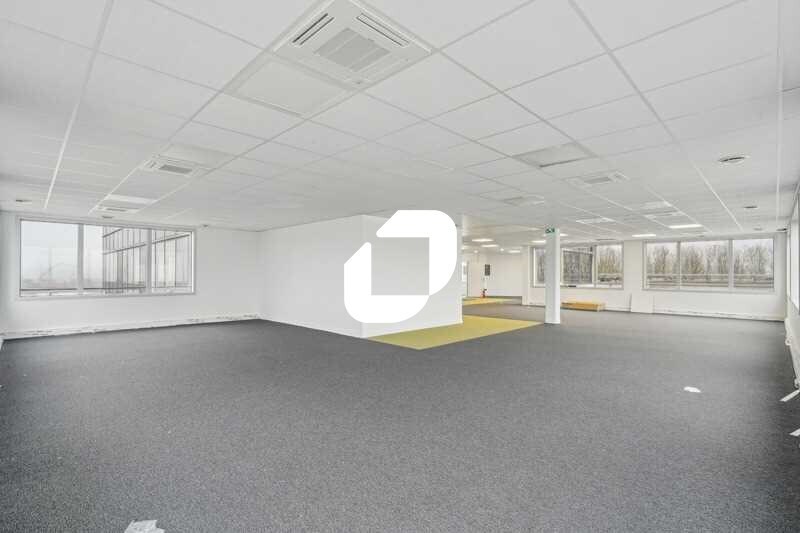 23 Allée Des Impressionnistes, Villepinte to rent Building Photo- Image 1 of 10