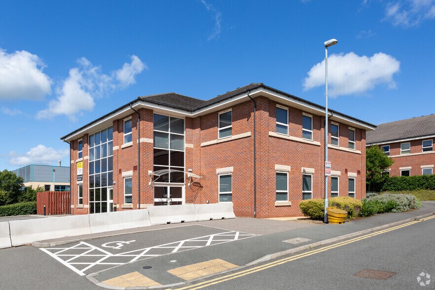 Romulus Ct, Leicester for sale - Building Photo - Image 1 of 1