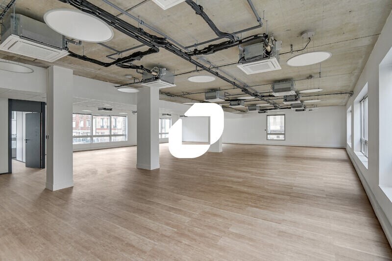 Office in Saint-Ouen-sur-Seine to rent Interior Photo- Image 1 of 15