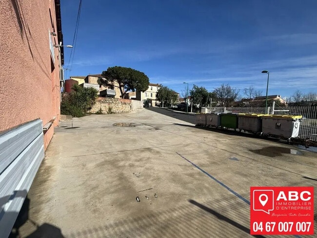 Location Local d'activités 675 m²