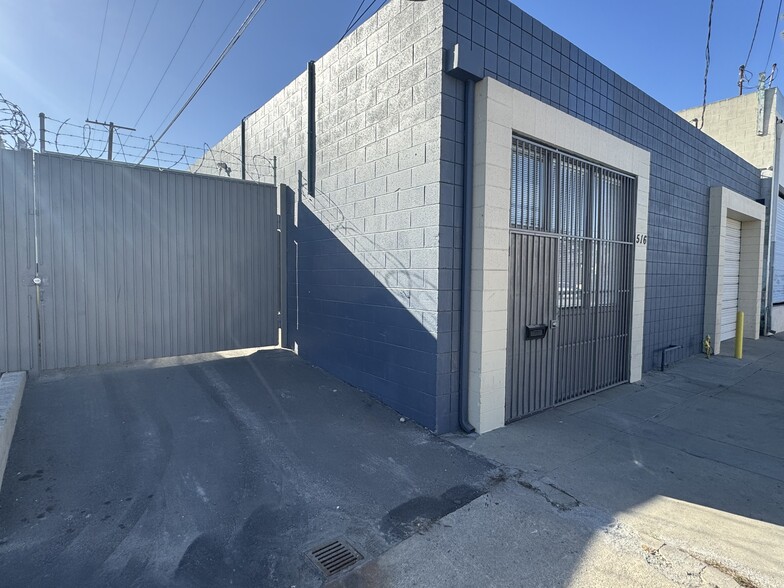 516 E D St, Wilmington, CA for rent - Building Photo - Image 2 of 26