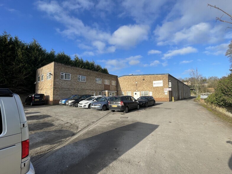 Blakey Rd, Salisbury to rent - Building Photo - Image 1 of 4