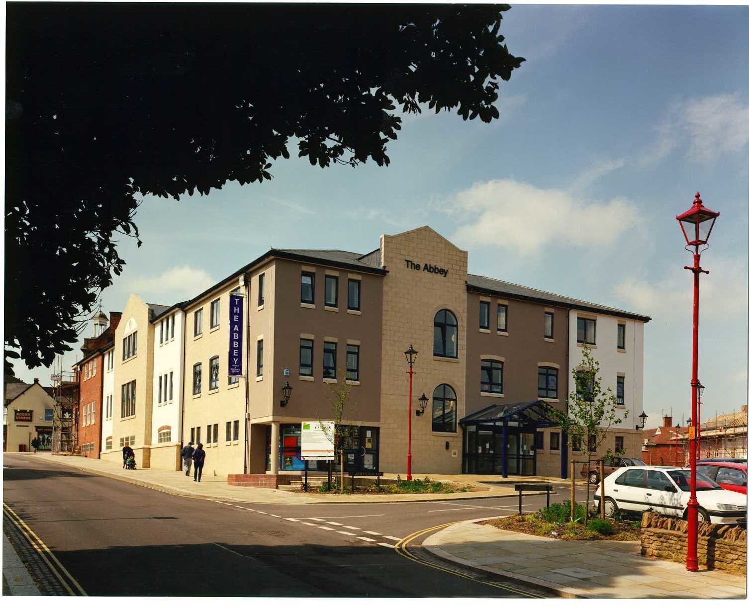 St. Johns Sq, Daventry for sale Primary Photo- Image 1 of 1