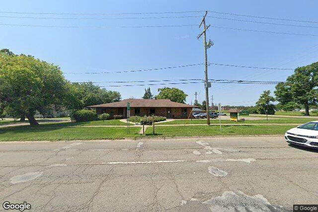 3280 S Grand Traverse Ave, Flint, MI for rent - Building Photo - Image 1 of 2