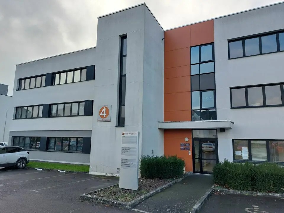 Vente Bureaux 344 m² - Photo 1