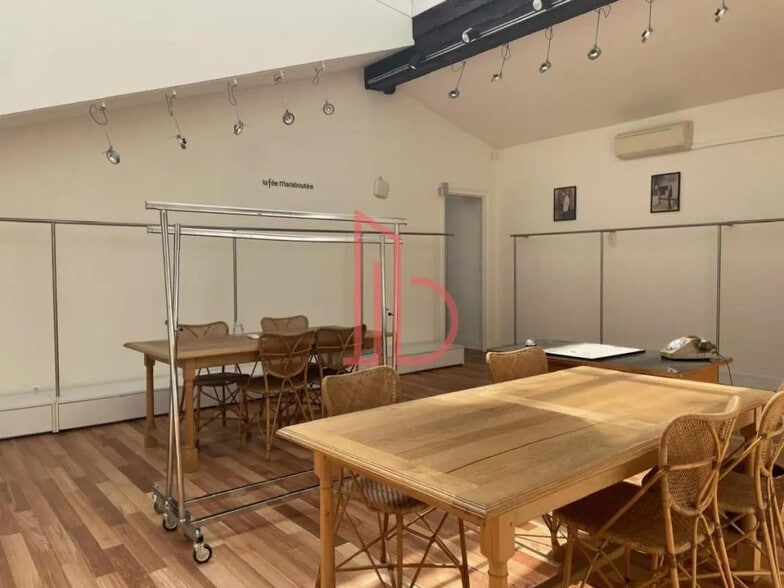 Office in Bordeaux to rent - Interior Photo - Image 2 of 9