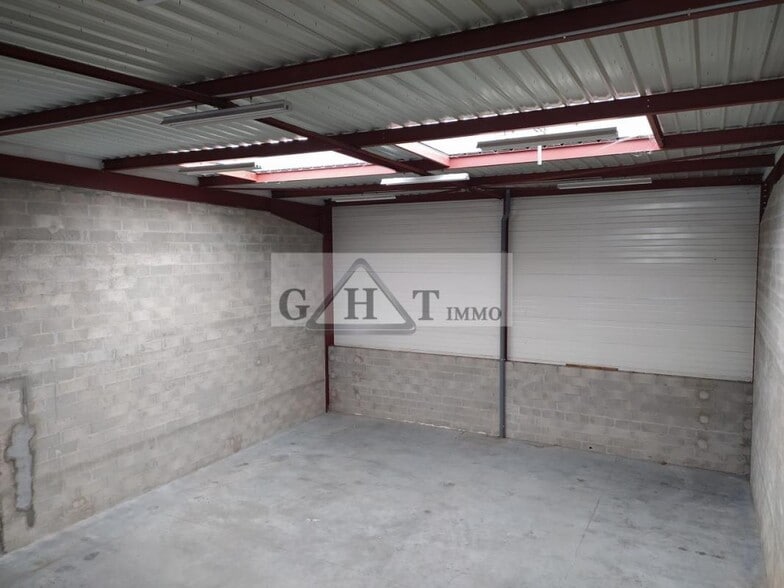 Industrial in Thorigny-sur-Marne to rent - Interior Photo - Image 2 of 2