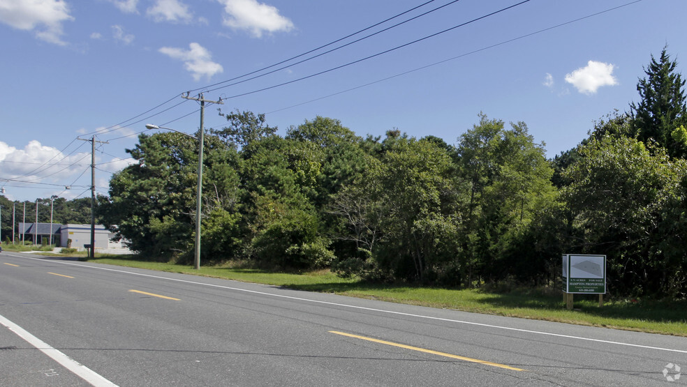 Land in Westhampton, NY for sale - Primary Photo - Image 1 of 1