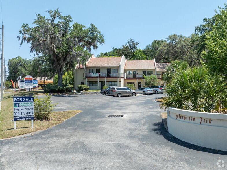 2233 Park Ave, Orange Park, FL for sale - Primary Photo - Image 1 of 1