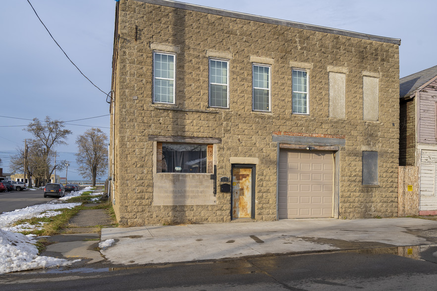 24 W 2nd St, Dunkirk, NY for sale - Primary Photo - Image 1 of 1