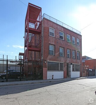 More details for 718 Gladys Ave, Los Angeles, CA - Industrial for Sale