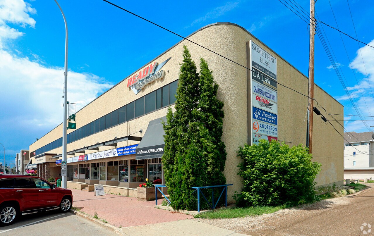 215 McLeod Ave, Spruce Grove T7X 0G2 UK