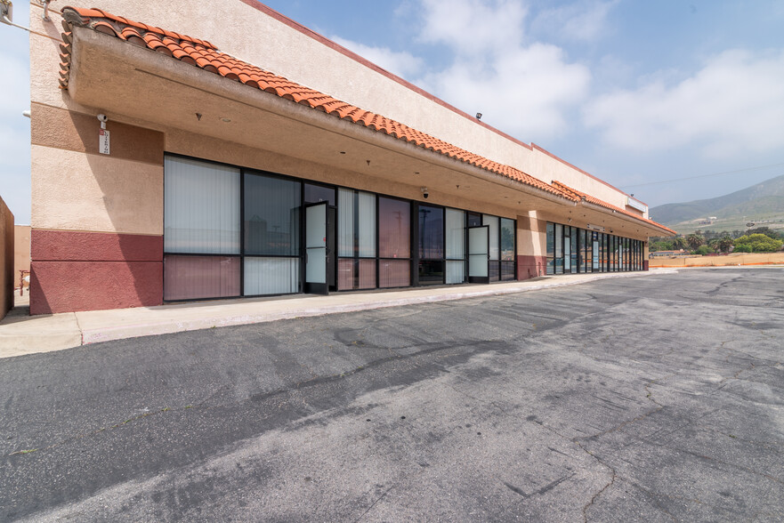 3505 Highland Ave, Highland, CA for rent - Building Photo - Image 3 of 4