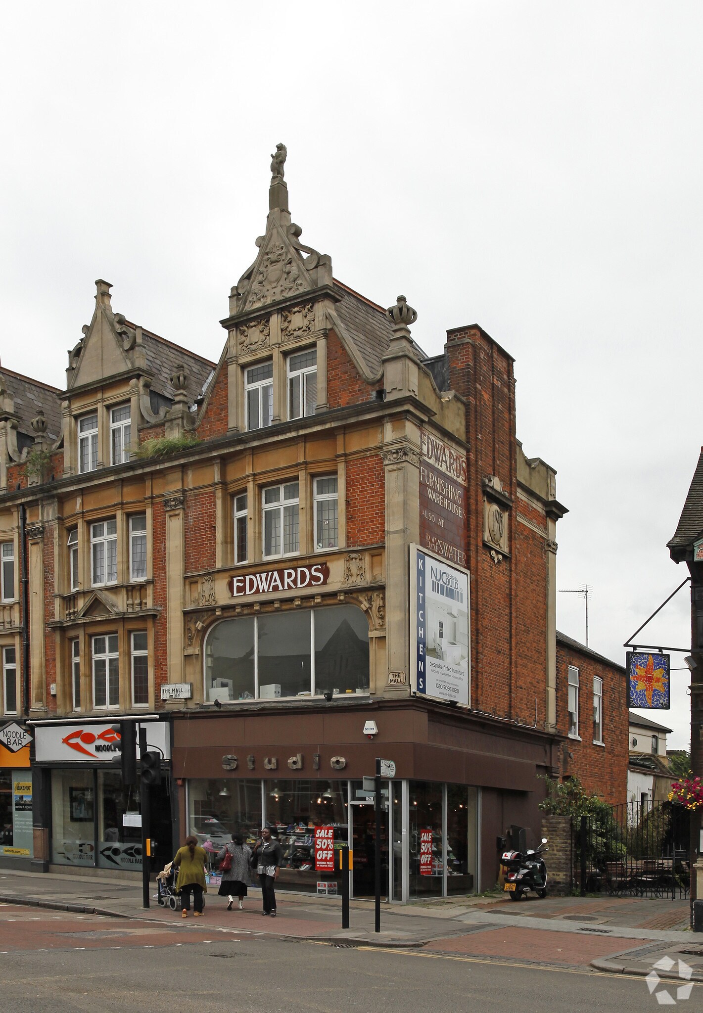 71 The Mall, London for sale Primary Photo- Image 1 of 1