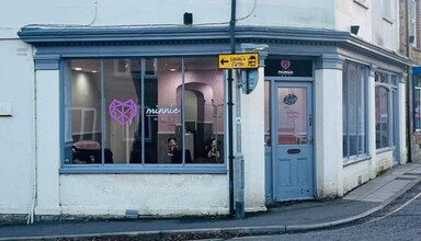 Lower Woodcock St, Castle Cary to rent Interior Photo- Image 1 of 2