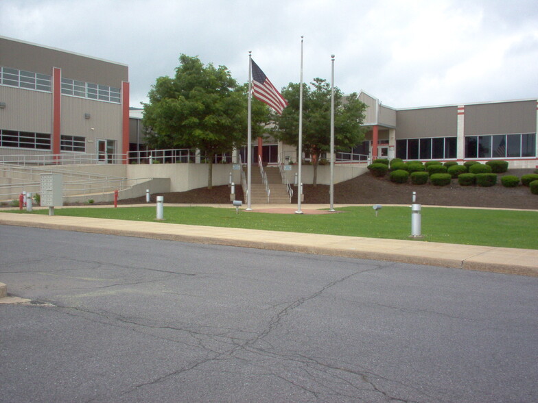 3500 E College Ave, State College, PA for rent - Building Photo - Image 1 of 2