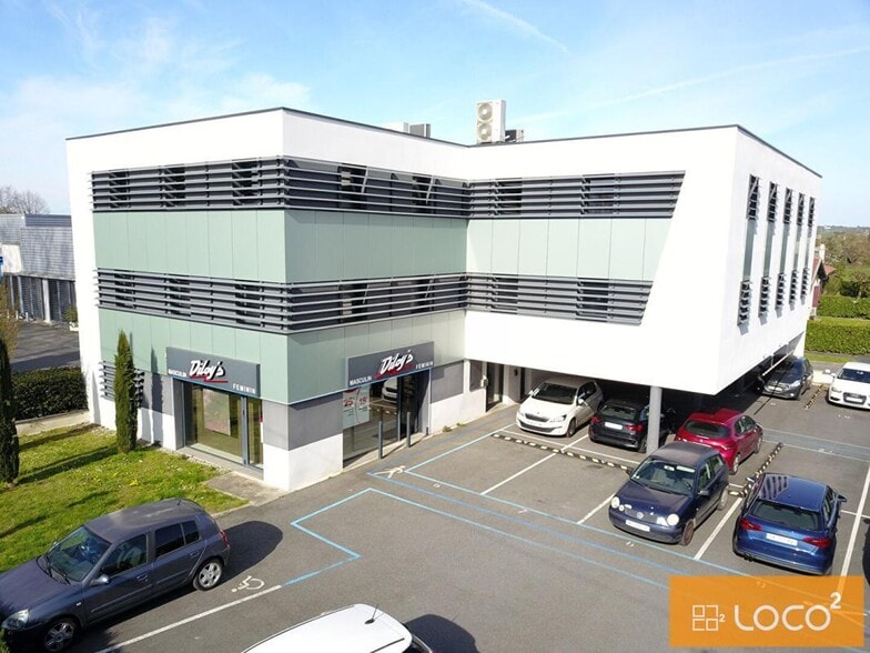 1 Rue De Mélican, Grenade for sale - Building Photo - Image 2 of 16