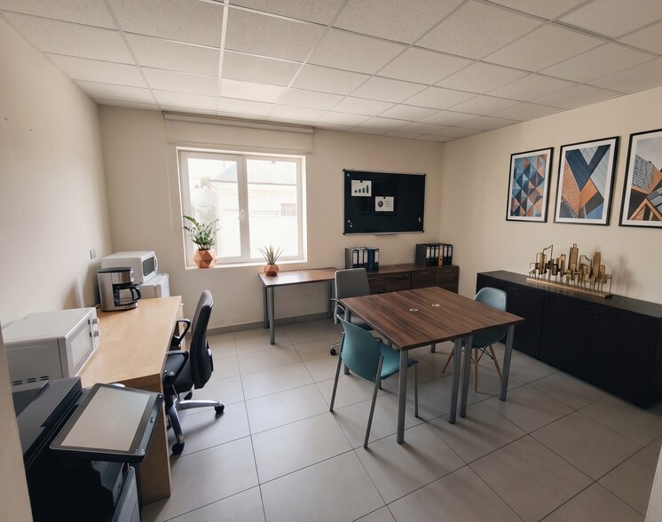 Health Care in Madrid, Madrid for sale - Interior Photo - Image 2 of 18