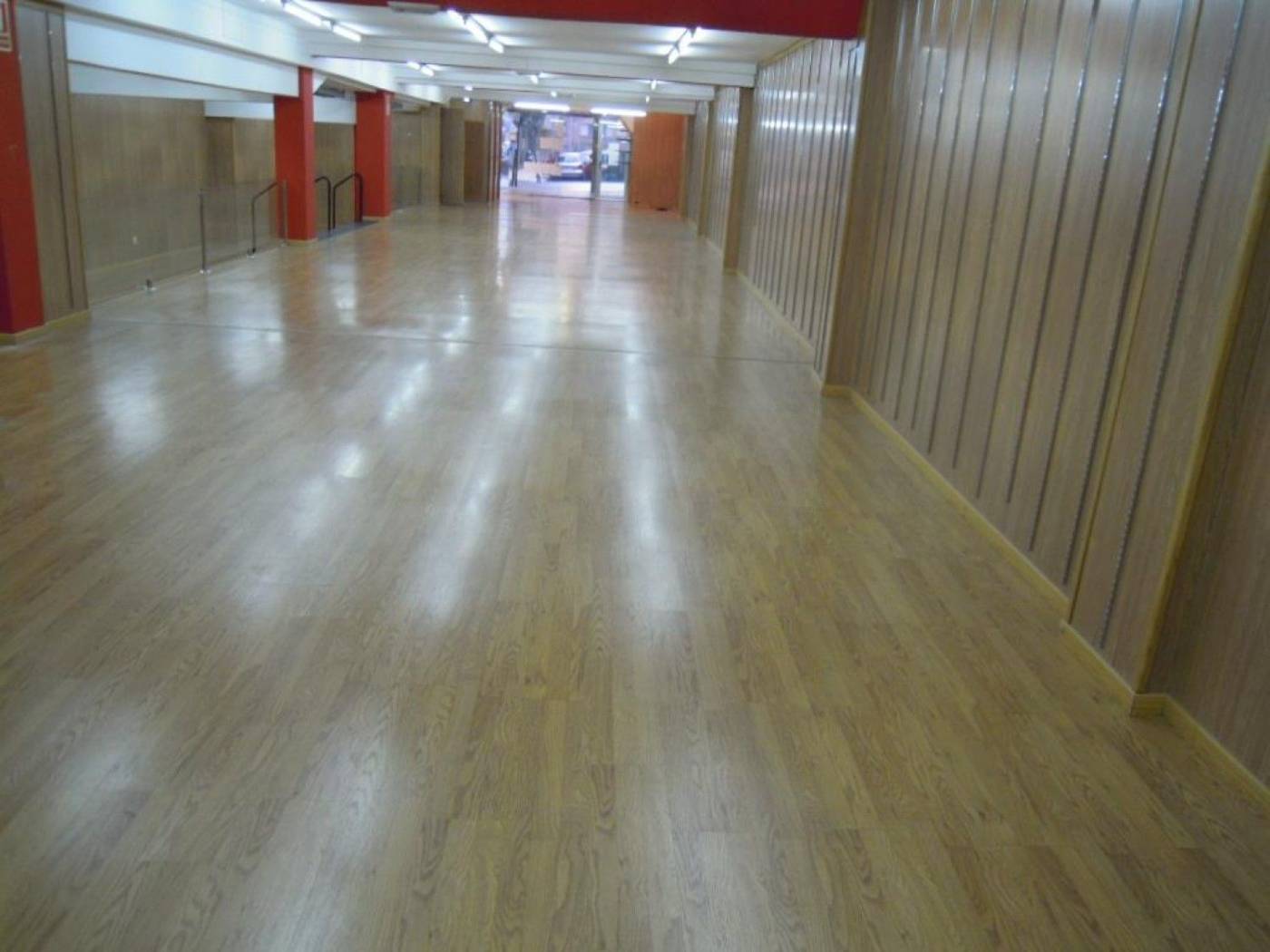 Retail in Vigo, Pontevedra to rent Interior Photo- Image 1 of 2