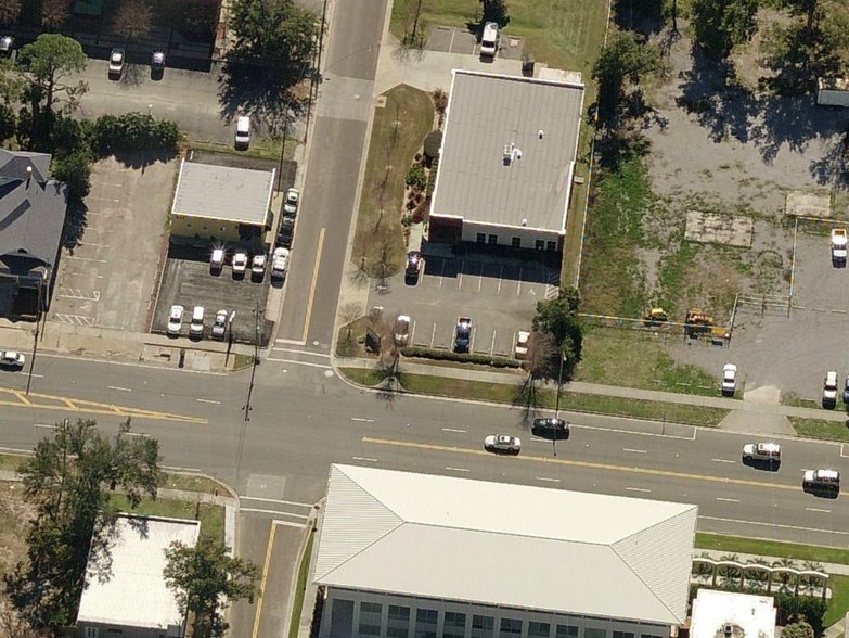 901 W Garden St, Pensacola, FL for sale - Aerial - Image 2 of 17