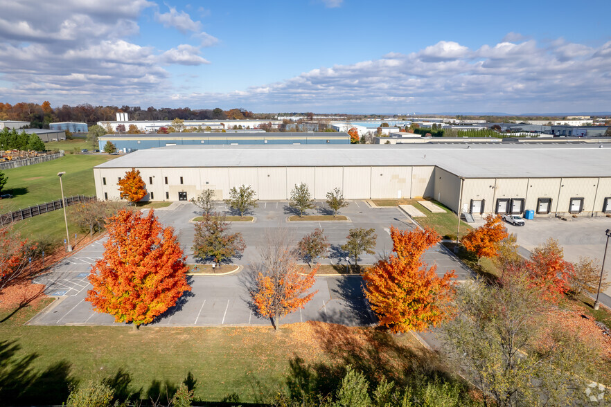 310 Tyson Dr, Winchester, VA for rent - Building Photo - Image 3 of 21