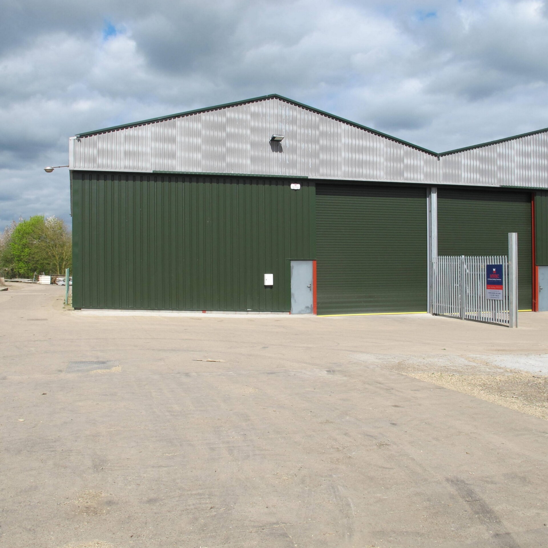 Drayton Manor Dr, Stratford Upon Avon for sale Primary Photo- Image 1 of 1