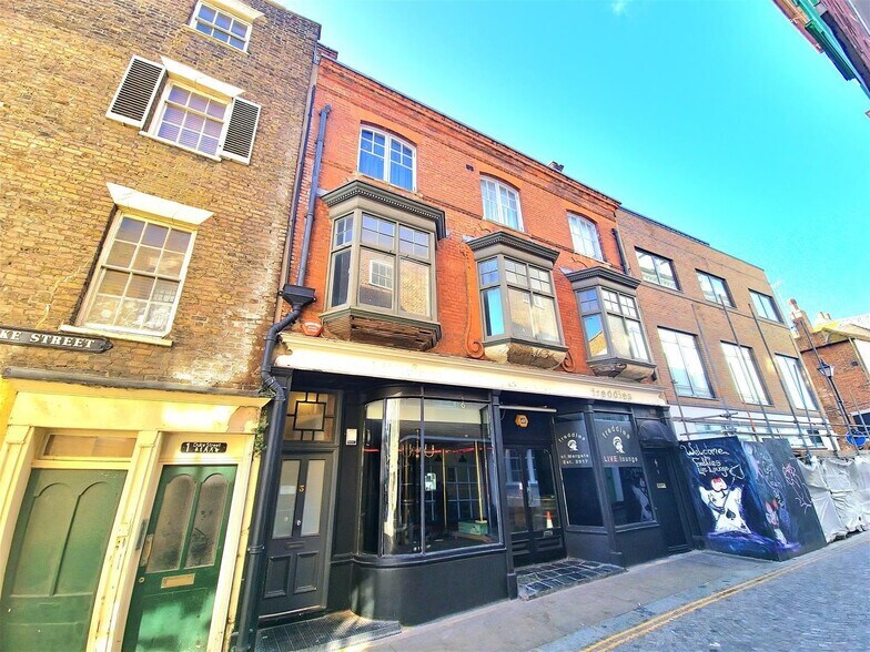 3 Duke St, Margate to rent - Building Photo - Image 2 of 2