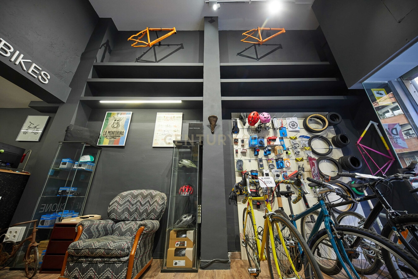 Barcelona, BAR 08029 - Unit Pta. 2 -  - Interior Photo - Image 1 of 5