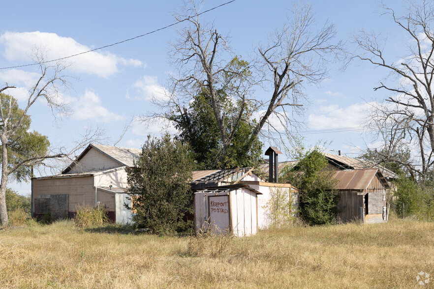 8640 E Evans Rd, San Antonio, TX for rent - Primary Photo - Image 1 of 5