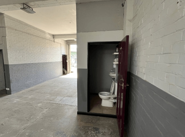 Trafford Rd, Reading to rent - Interior Photo - Image 2 of 6