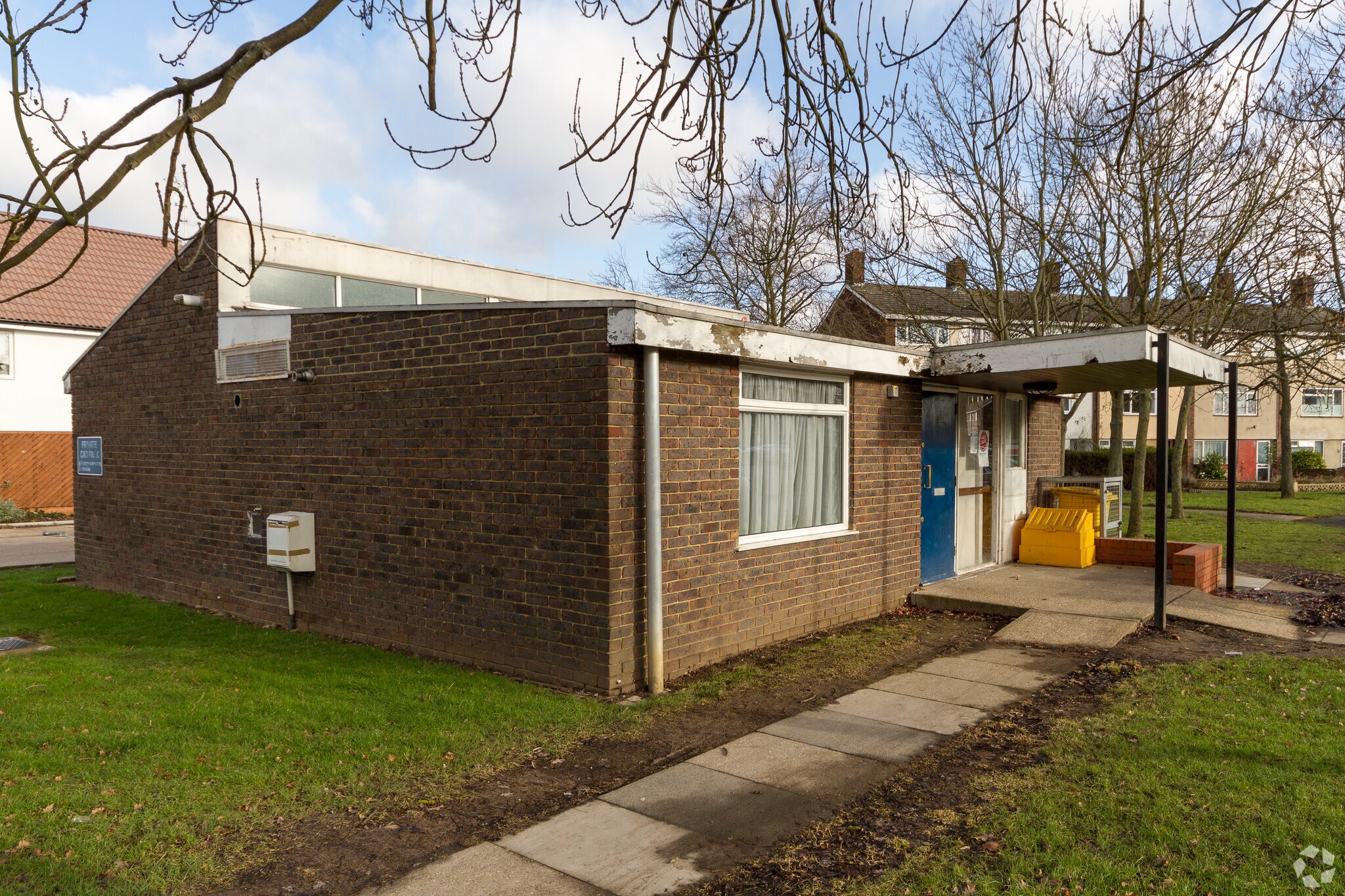 69 The Gore, Basildon for sale Primary Photo- Image 1 of 1