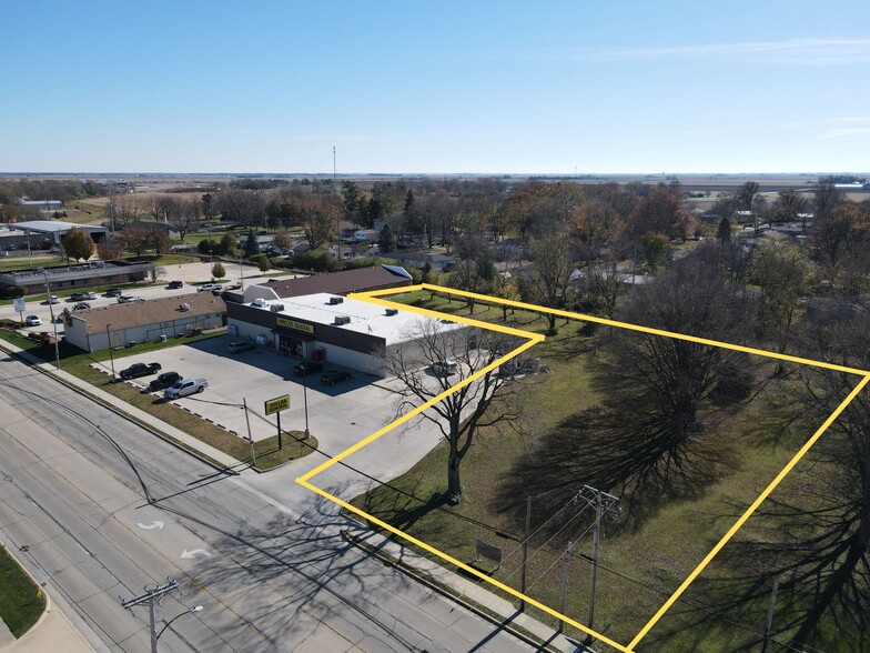 205 E Southline Rd, Tuscola, IL for sale - Primary Photo - Image 1 of 4