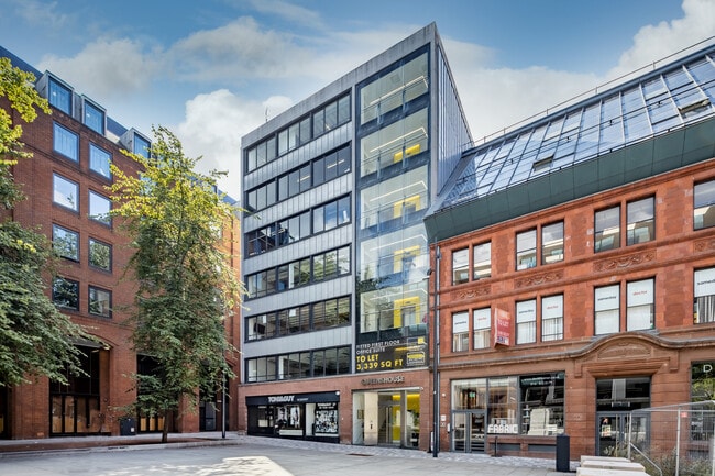 More details for 32-34 Queen St, Manchester - Retail to Rent