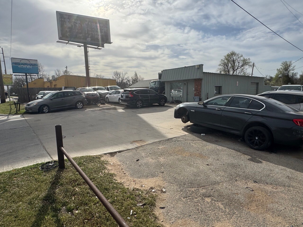 6710-6720 NW 10th St portfolio of 13 properties for sale on LoopNet.co.uk Building Photo- Image 1 of 22