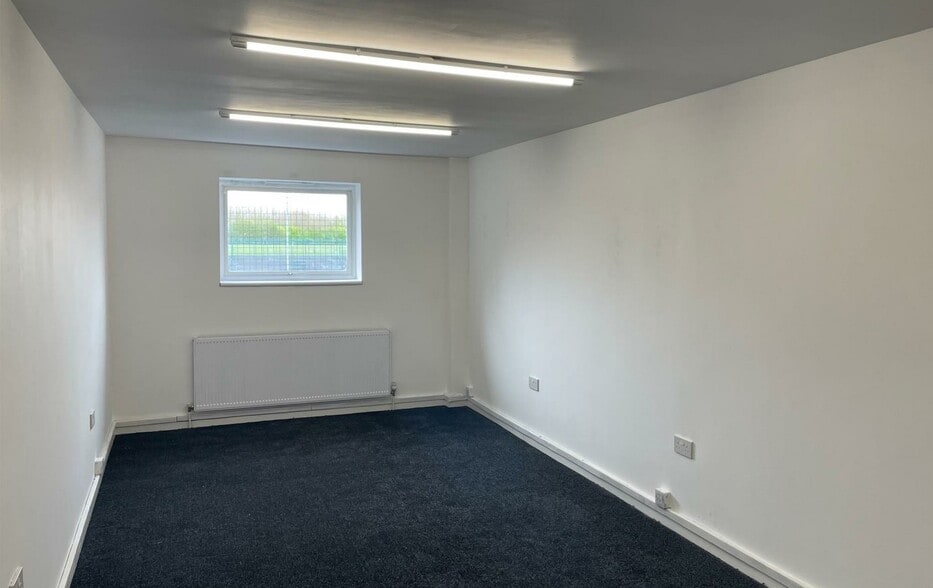 Rawreth Ln, Rayleigh to rent - Interior Photo - Image 1 of 2