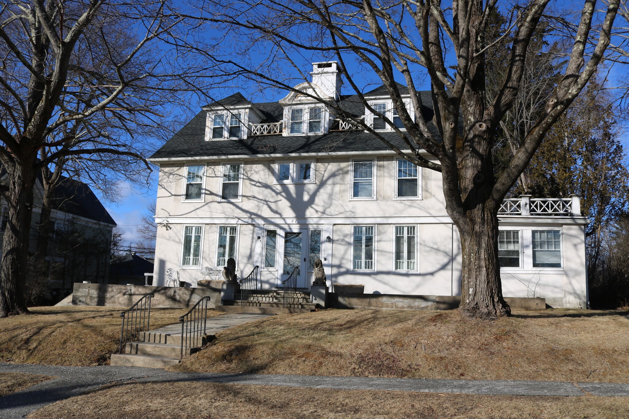 82 West St, Litchfield, CT to rent Building Photo- Image 1 of 13