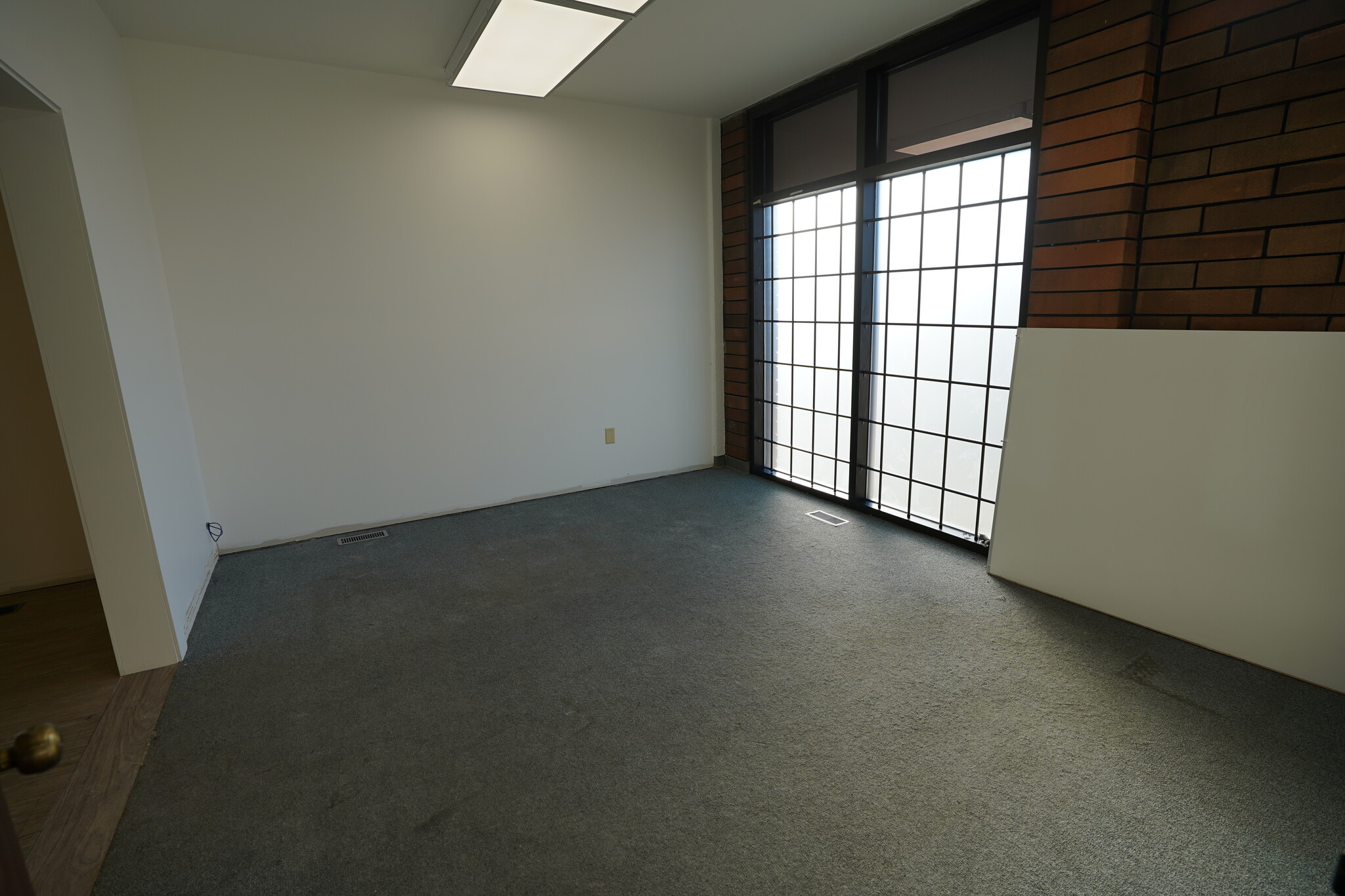 14510 115 Av NW, Edmonton, AB to rent Building Photo- Image 1 of 3